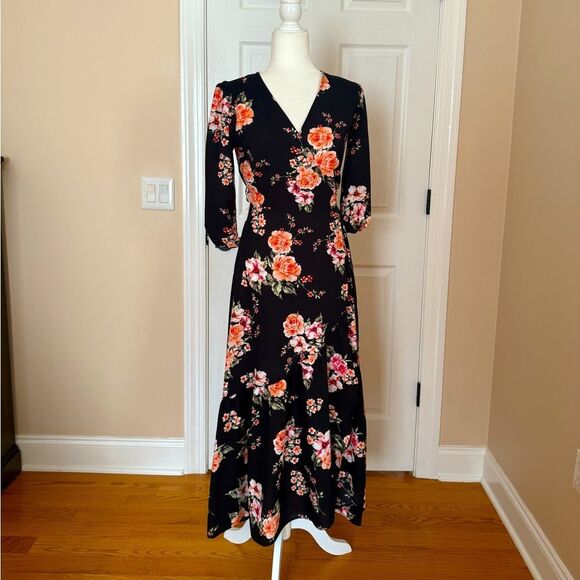 Floral Black Maxi Dress - Picture 1 of 4